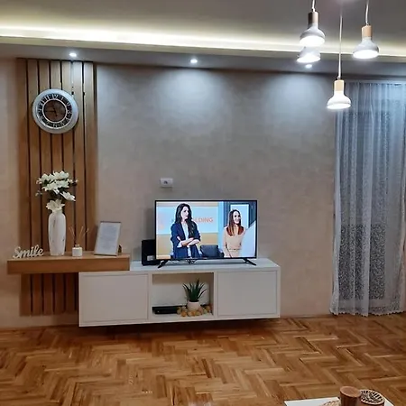 Ljiljana Lux * Σόμπορ