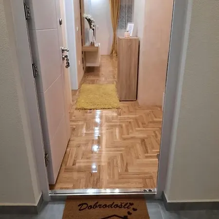 Ljiljana Lux * Sombor